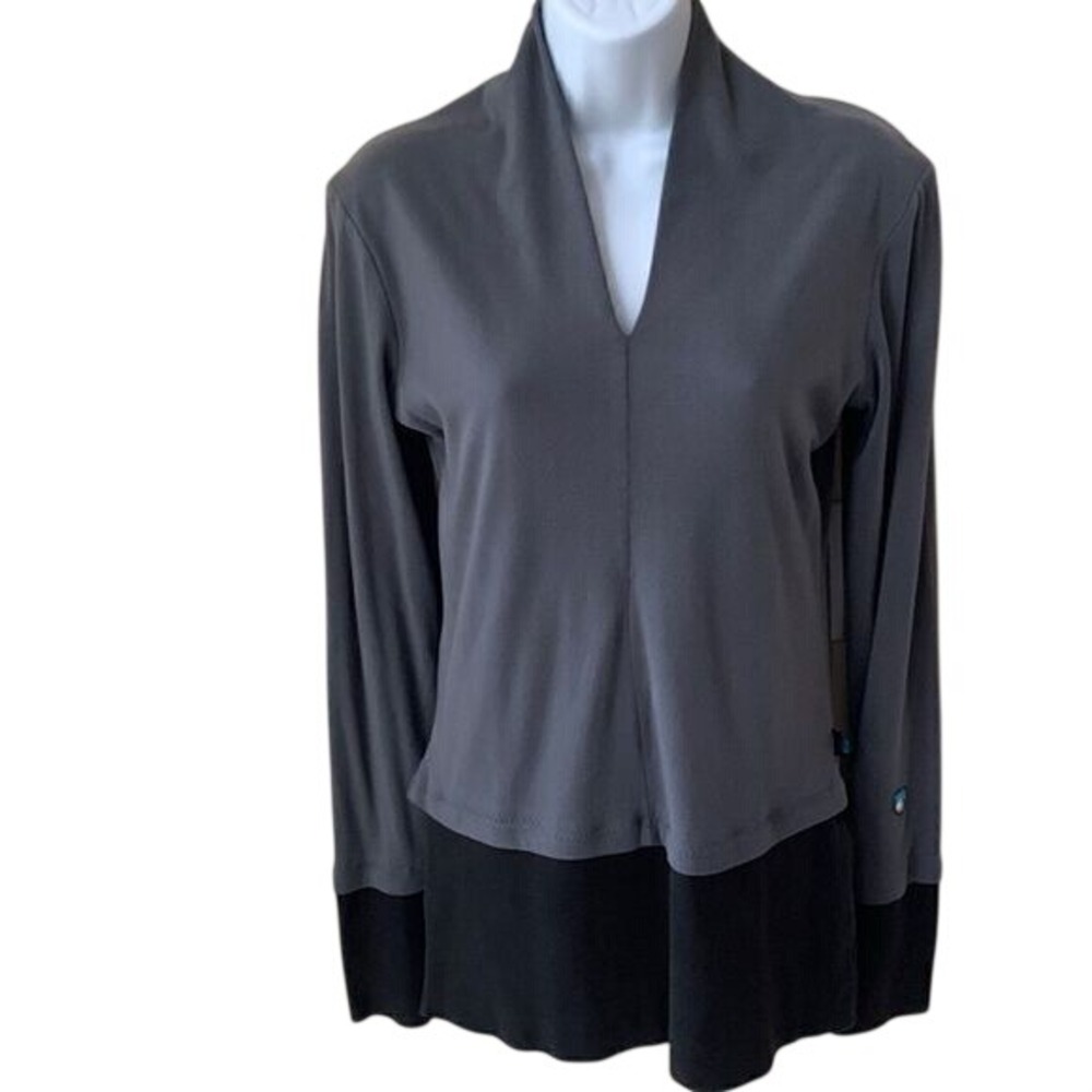 Kuhl Black Shirt womens Small hiking camping walking